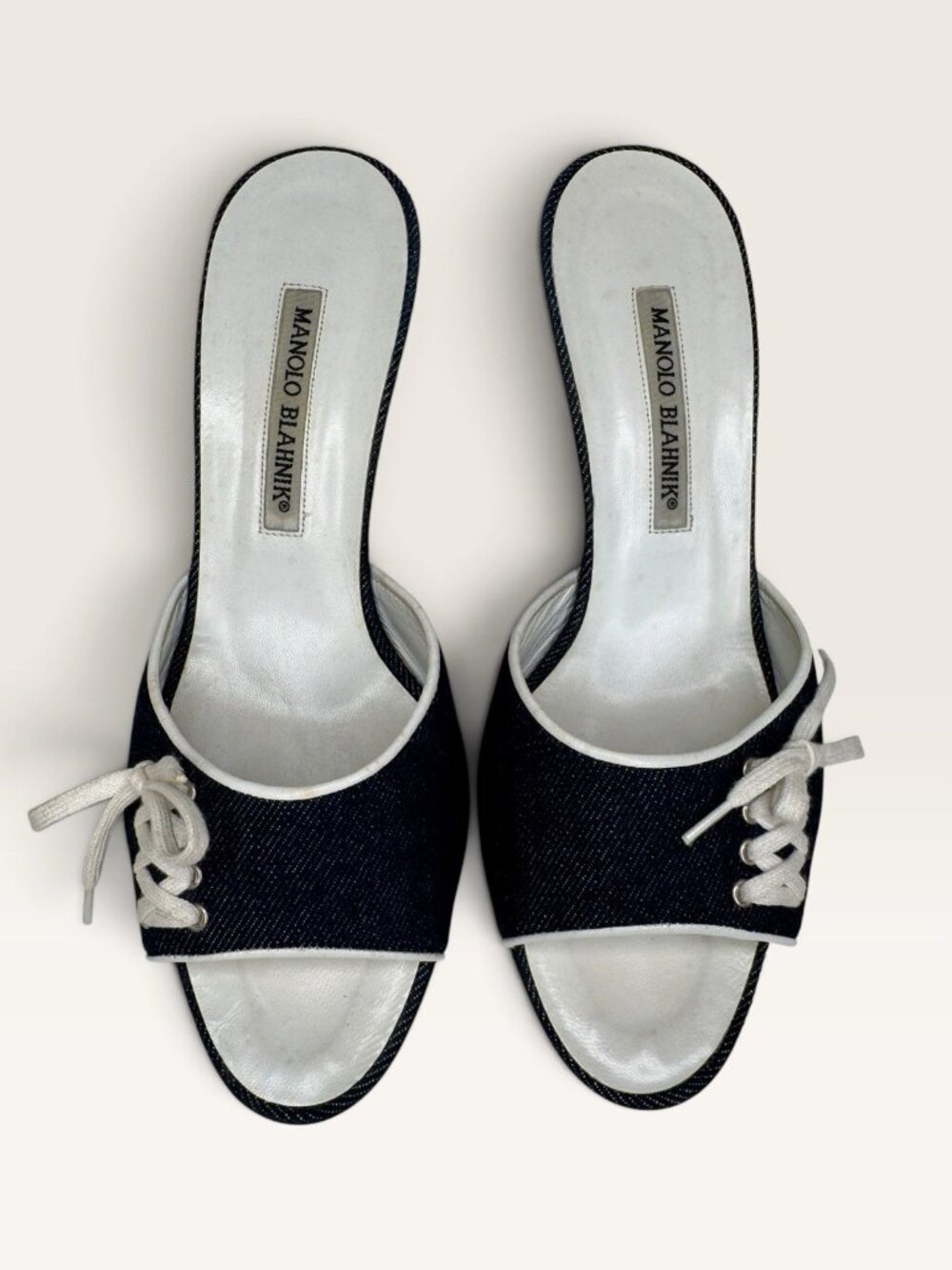 Vintage Manolo Blahnik Denim Lace Up Mules Size 38 Sandals Heels Y2K Bow Blue - Picture 6 of 11
